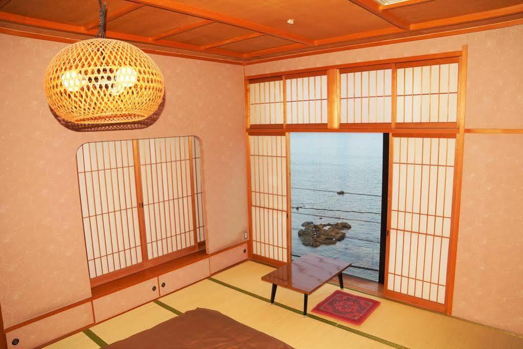 Nagasaki House Burabura Hotell Eksteriør bilde